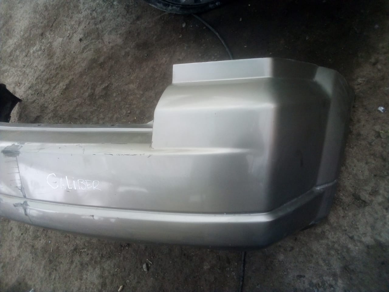 PARACHOQUES POSTERIOR DODGE CALIBER 2007 AL 2012